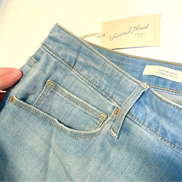 Universal Thread Jeans Womens Plus Size 22W High Rose Skinny Light Blue NWT - Picture 6 of 16